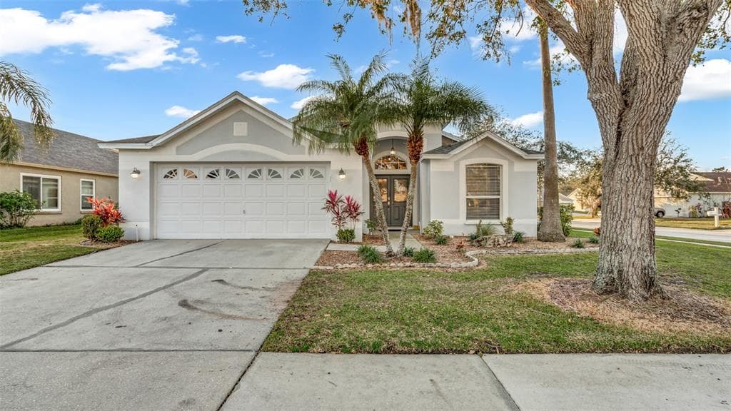 29540 MORWEN PLACE WESLEY CHAPEL, FL 33543
