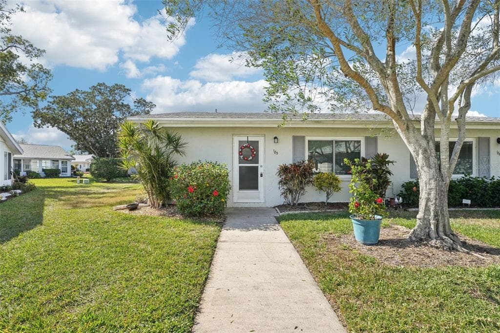 301 ANDOVER PLACE S UNIT 185 SUN CITY CENTER, FL 33573