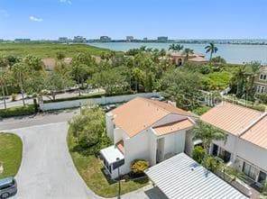 8702 COVE COURT TAMPA, FL 33615