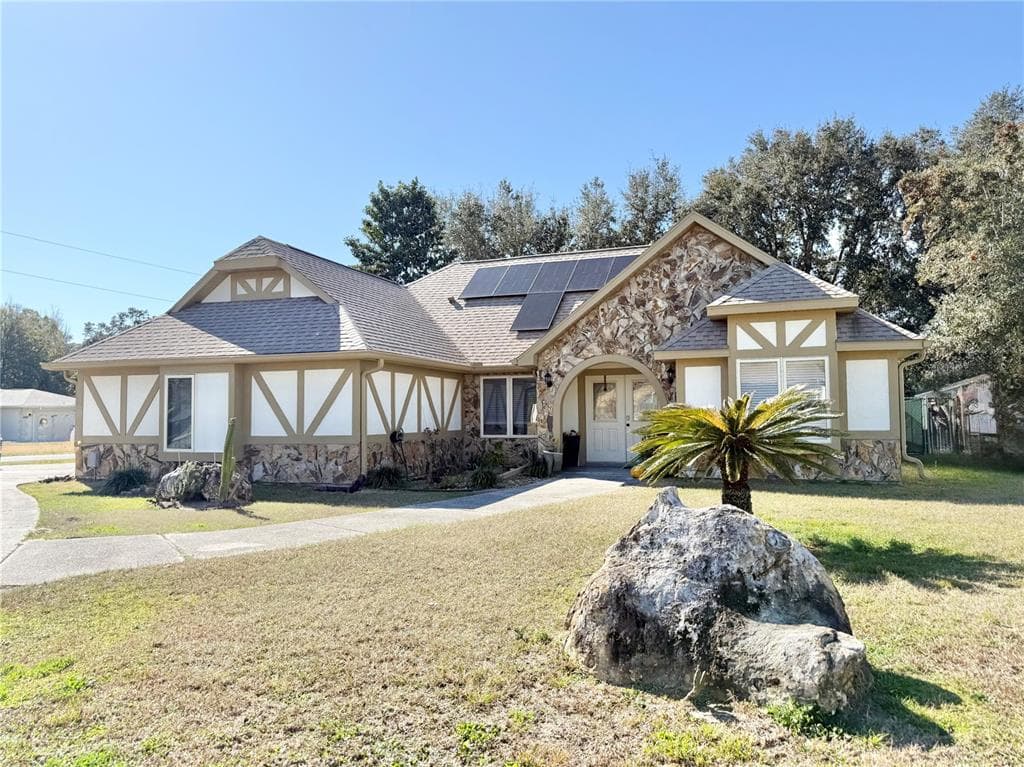 8265 W PERIWINKLE LANE HOMOSASSA, FL 34446