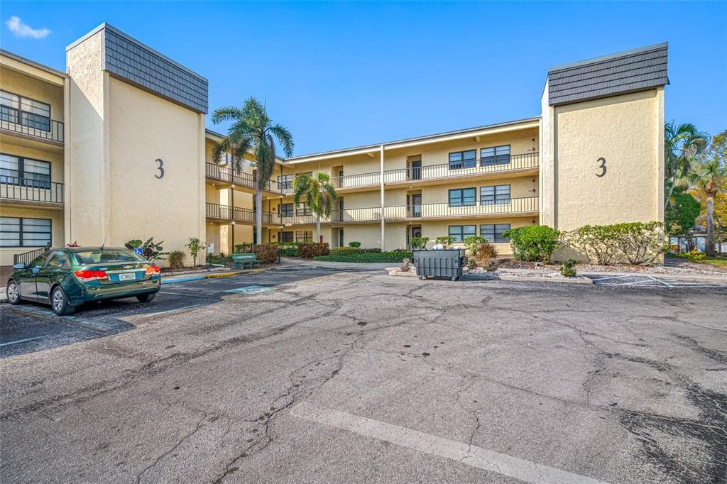 14130 ROSEMARY LANE UNIT 3204 LARGO, FL 33774
