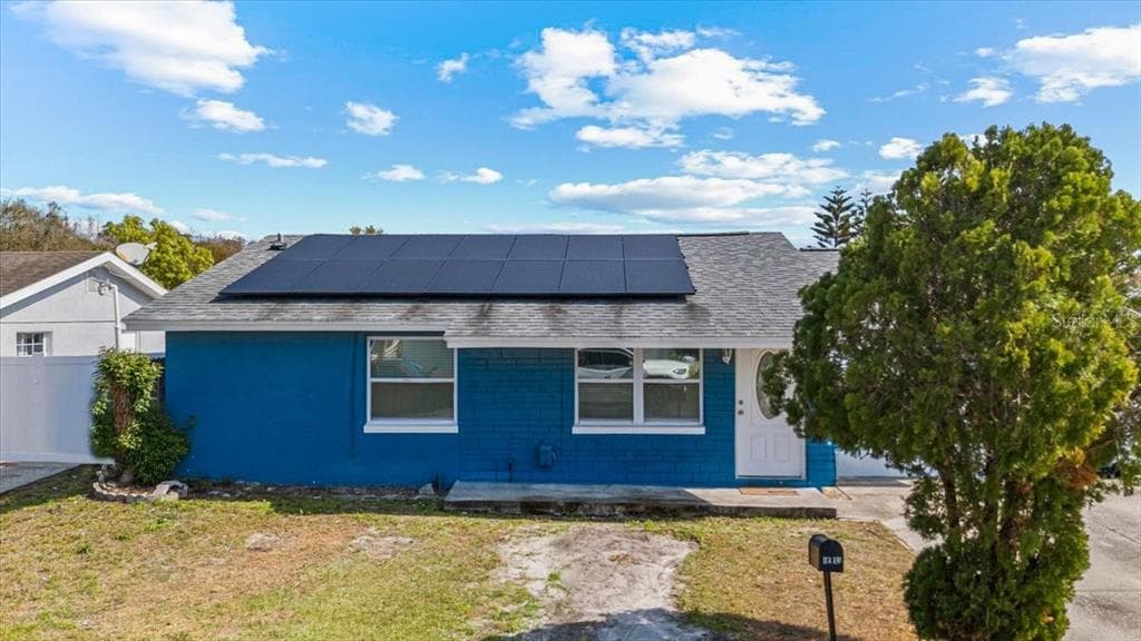 8903 BAY BRIDGE COURT TAMPA, FL 33634