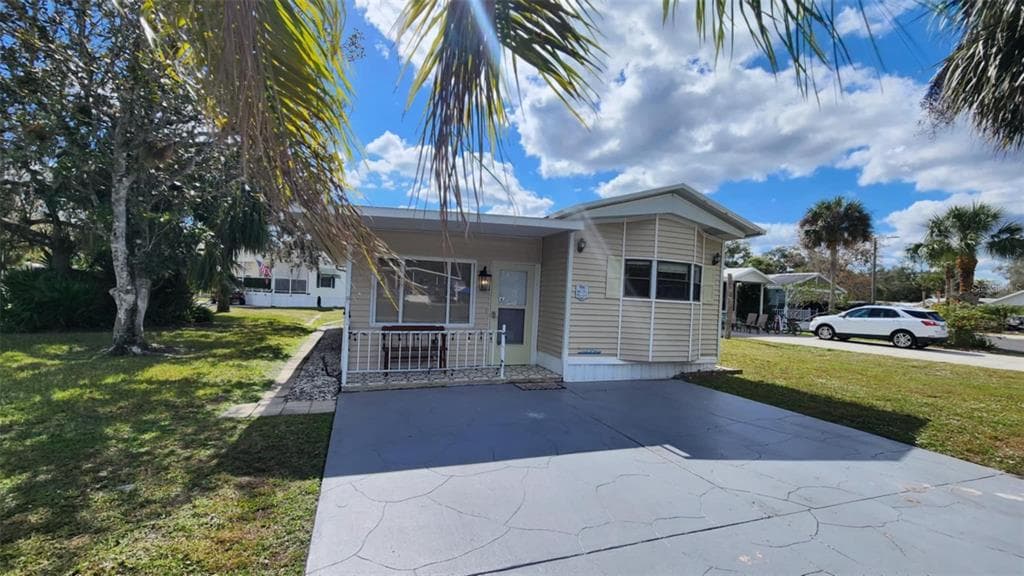 85 ROAN ROAD RIVER RANCH, FL 33867