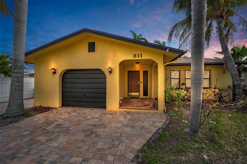 311 15TH AVENUE INDIAN ROCKS BEACH, FL 33785