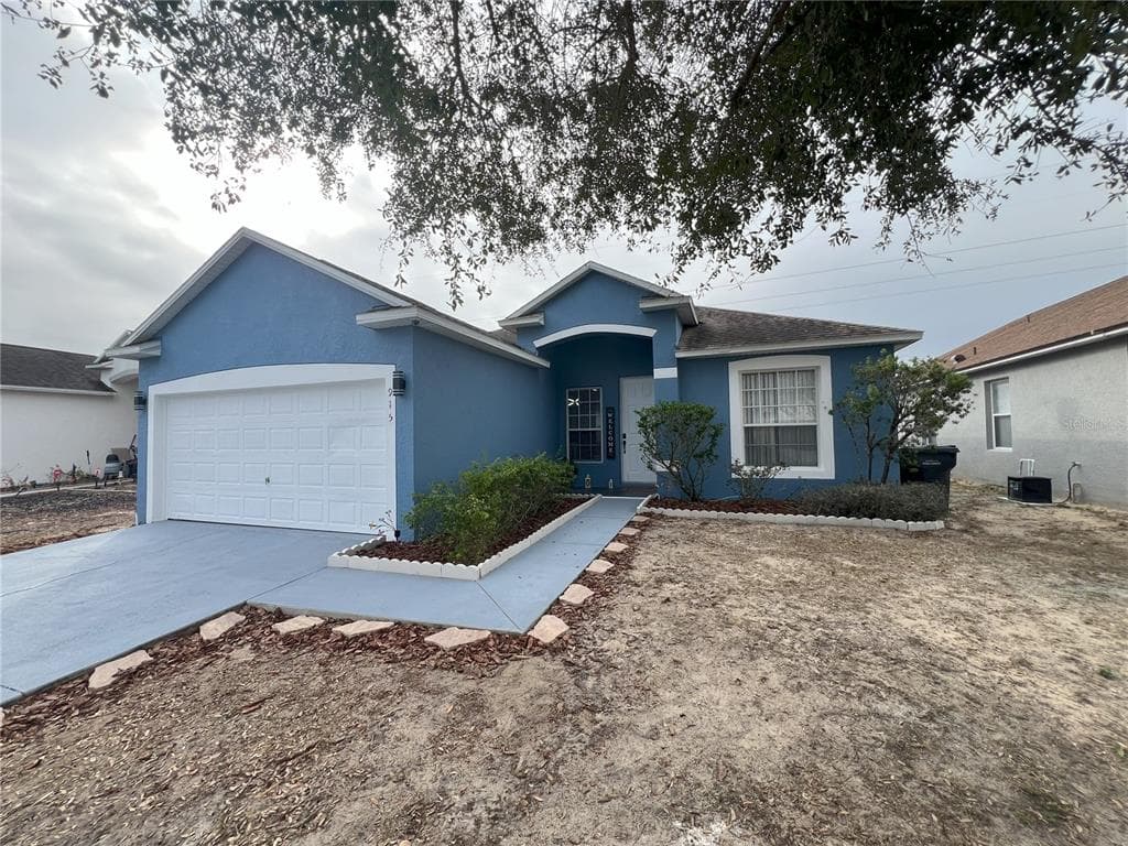 915 KNOLLWOOD DRIVE DAVENPORT, FL 33837