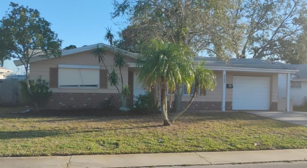 3702 GRAYTON DRIVE NEW PORT RICHEY, FL 34652