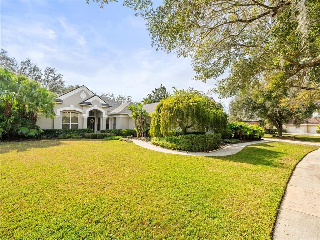 19107 CENTRE ROSE BOULEVARD LUTZ, FL 33558