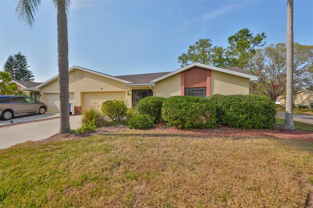 1809 ATRIUM DRIVE SUN CITY CENTER, FL 33573