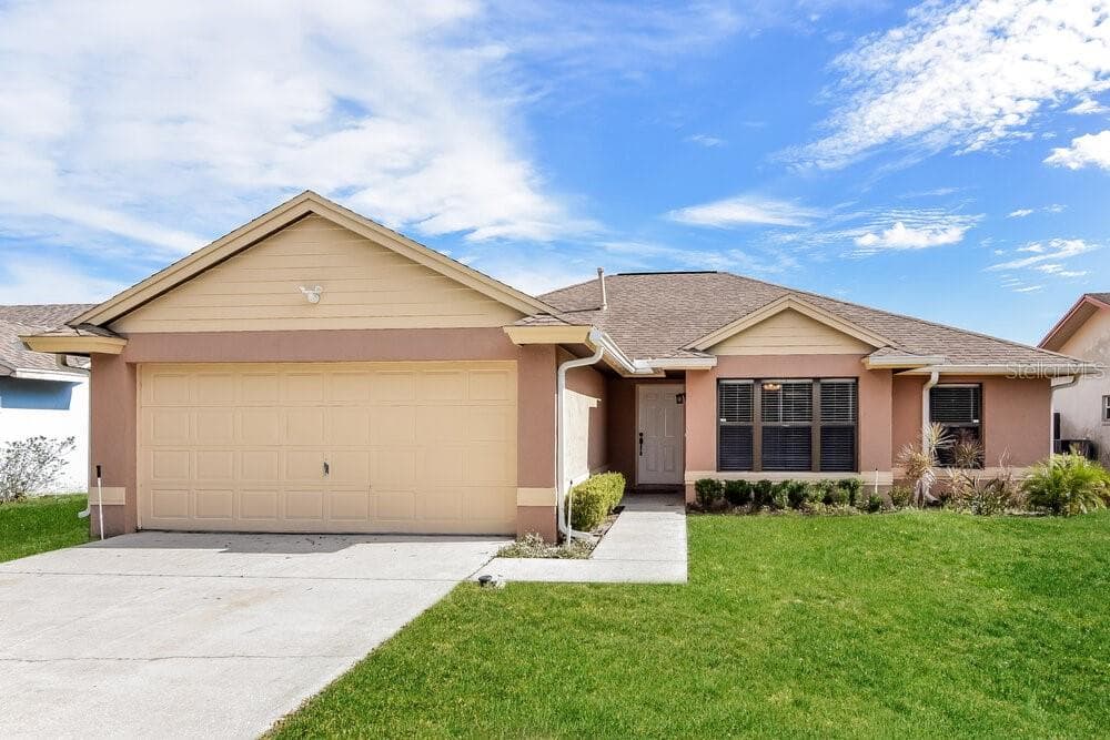 92 LAKE DAISY BOULEVARD WINTER HAVEN, FL 33884