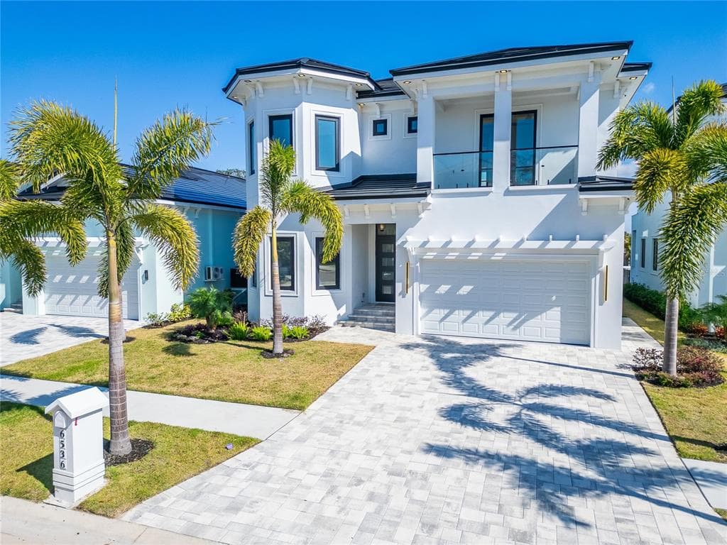 6536 SIMONE SHORES CIRCLE APOLLO BEACH, FL 33572