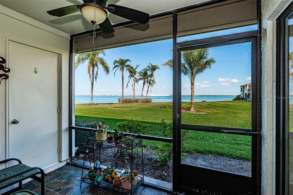 6211 SUN BOULEVARD UNIT 115 ST PETERSBURG, FL 33715