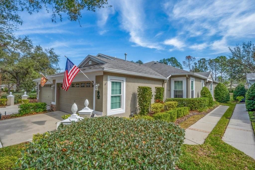5718 HERONPARK PLACE LITHIA, FL 33547