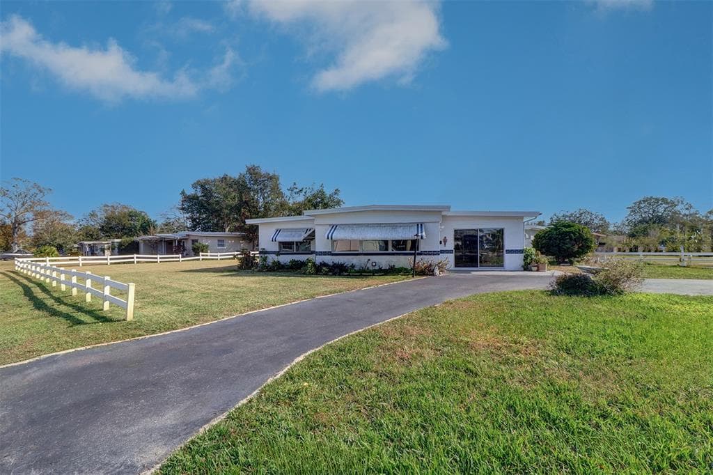 1235 45TH STREET N ST PETERSBURG, FL 33713