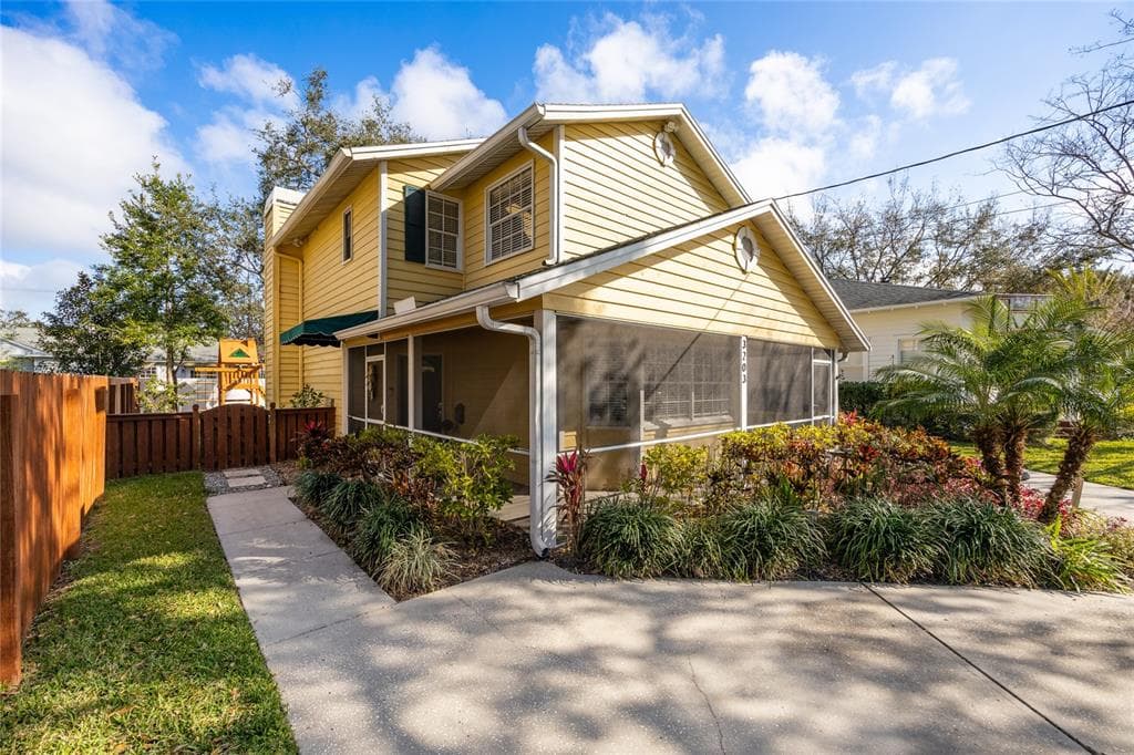 3203 W SAN CARLOS STREET TAMPA, FL 33629