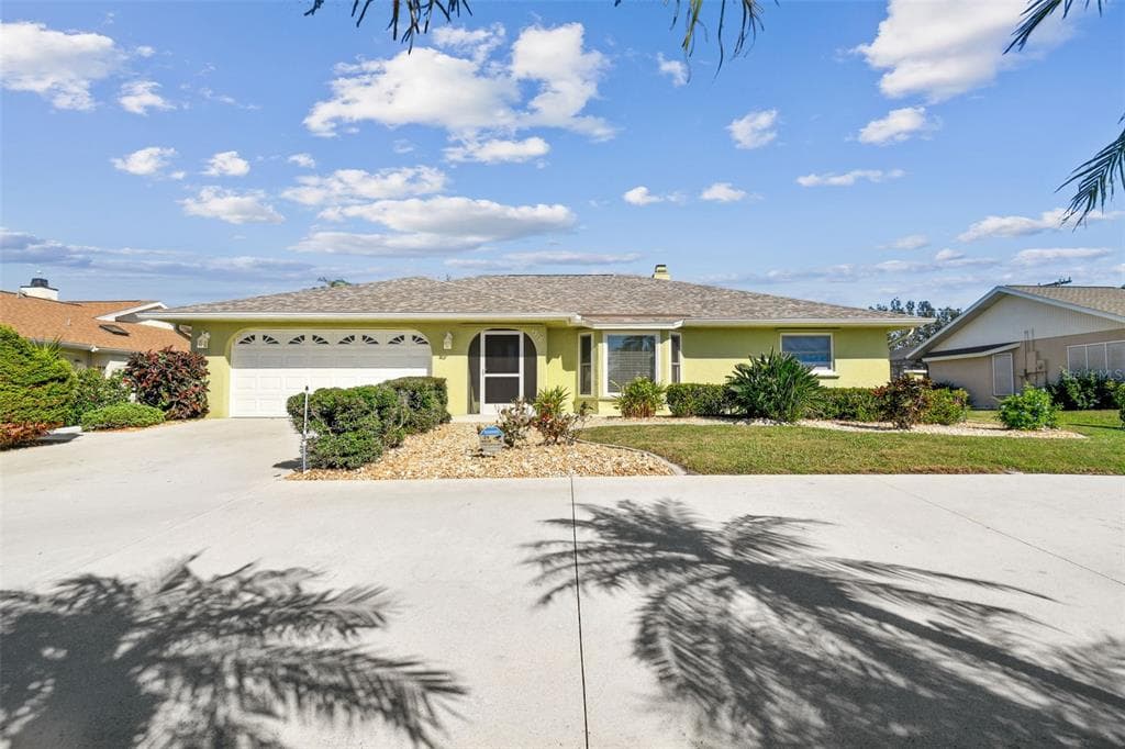 1318 ROOSEVELT DRIVE VENICE, FL 34293