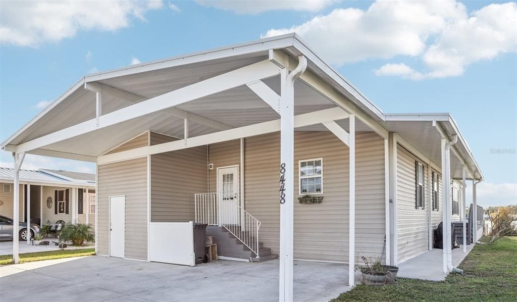 8448 FANTASIA PARK WAY RIVERVIEW, FL 33578