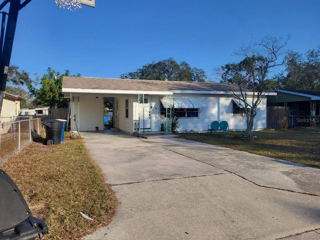 1339 YOUNG AVENUE CLEARWATER, FL 33756