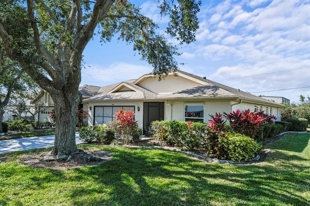 2517 LYNX ROAD UNIT 20 SUN CITY CENTER, FL 33573