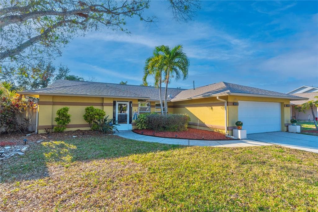 12478 93RD WAY LARGO, FL 33773