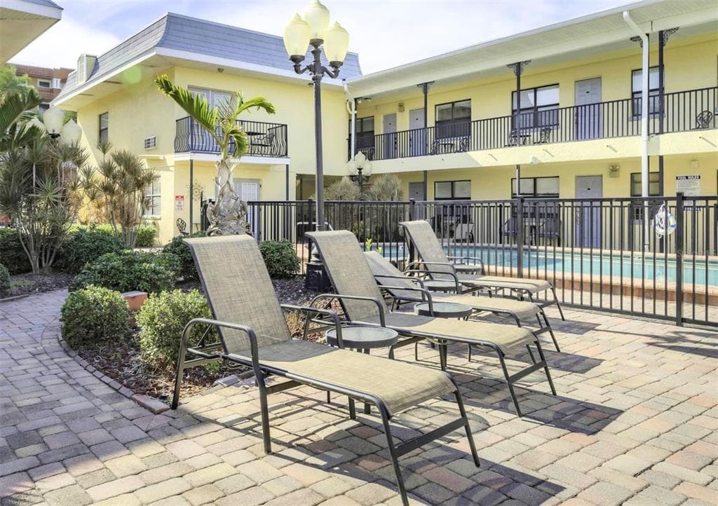 16333 GULF BOULEVARD UNIT 105