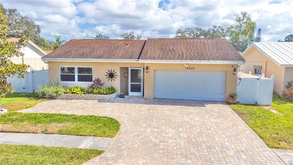 10829 65TH WAY N PINELLAS PARK, FL 33782