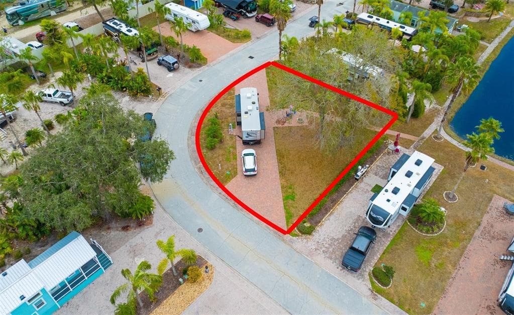 6862 AMANDA VISTA CIRCLE LAND O LAKES, FL 34637