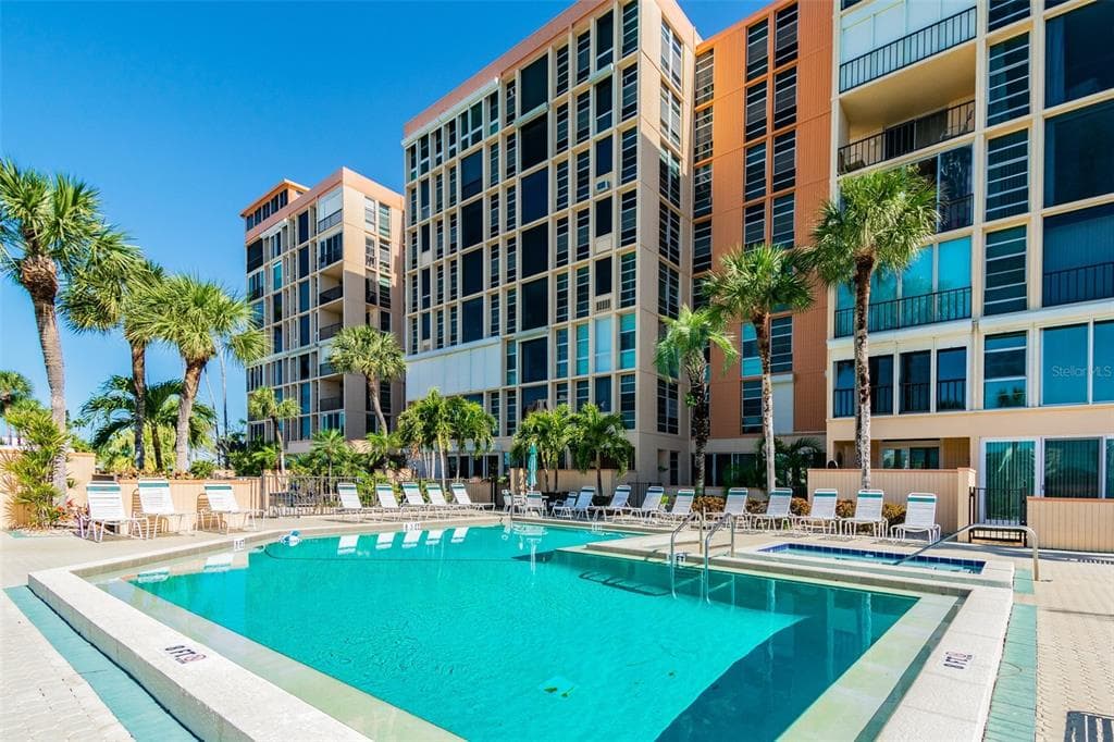 7400 SUN ISLAND DRIVE S UNIT 207 SOUTH PASADENA, FL 33707