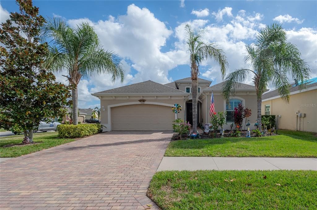 1802 PACIFIC DUNES DRIVE SUN CITY CENTER, FL 33573