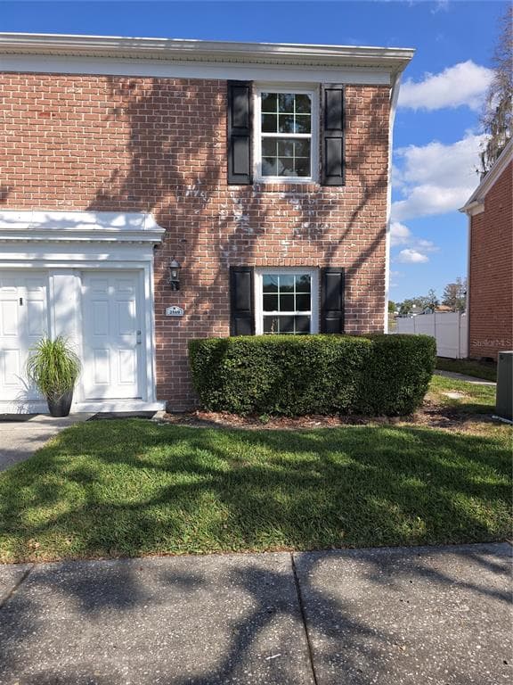 2549 CEDAR CYPRESS COURT TAMPA, FL 33618