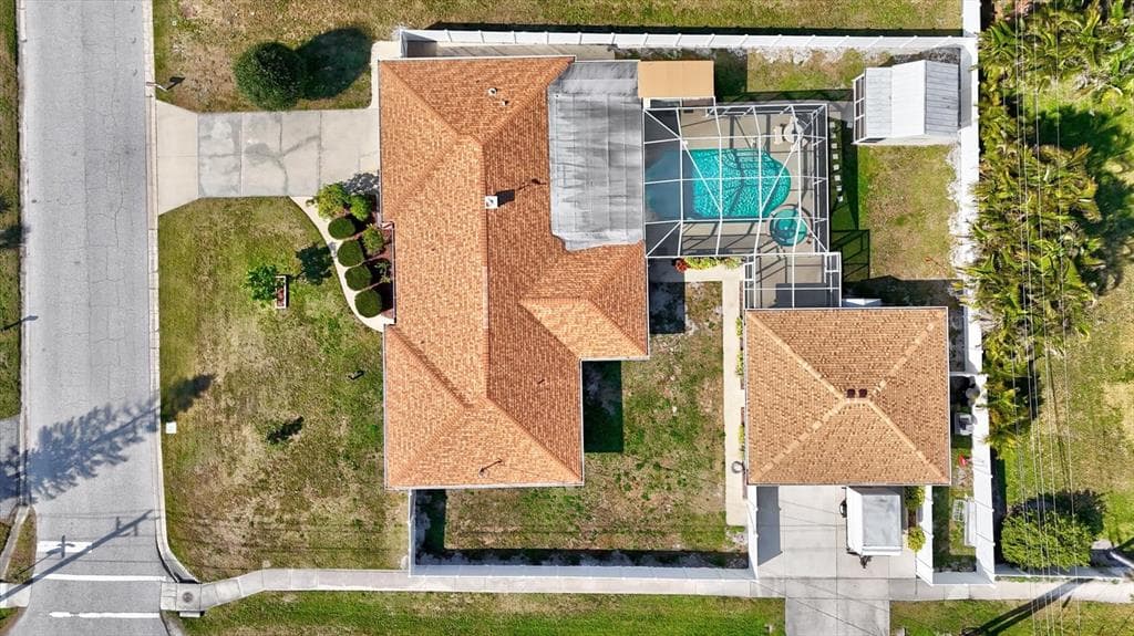 2347 SUNNYSIDE PLACE SARASOTA, FL 34239