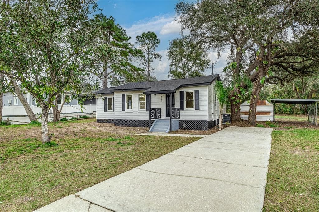 11822 COUNTY ROAD 561 CLERMONT, FL 34711