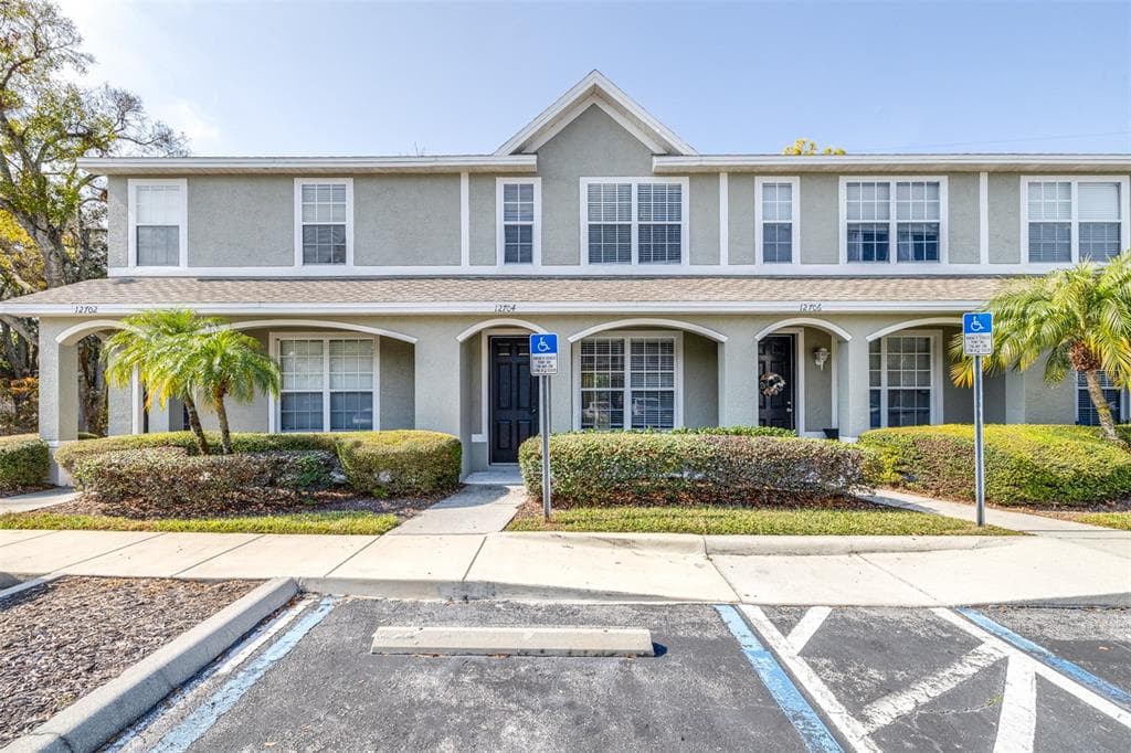12704 COUNTRY BROOK LANE