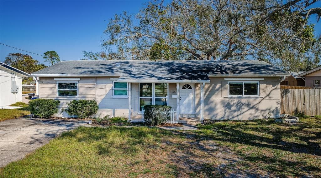 4601 CARSON STREET NE ST PETERSBURG, FL 33703