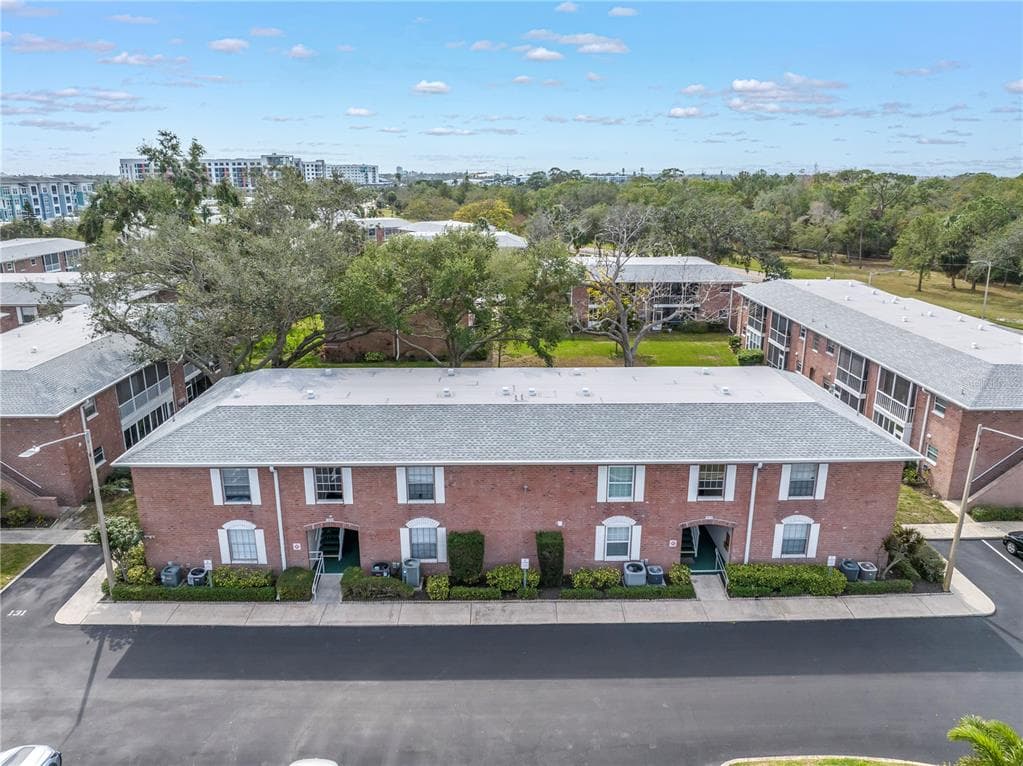 3650 38TH AVENUE S UNIT 69 ST PETERSBURG, FL 33711