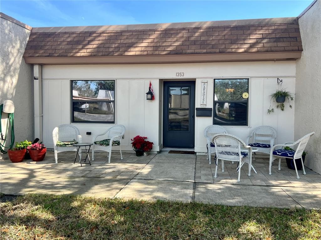 1353 MISSION CIRCLE CLEARWATER, FL 33759
