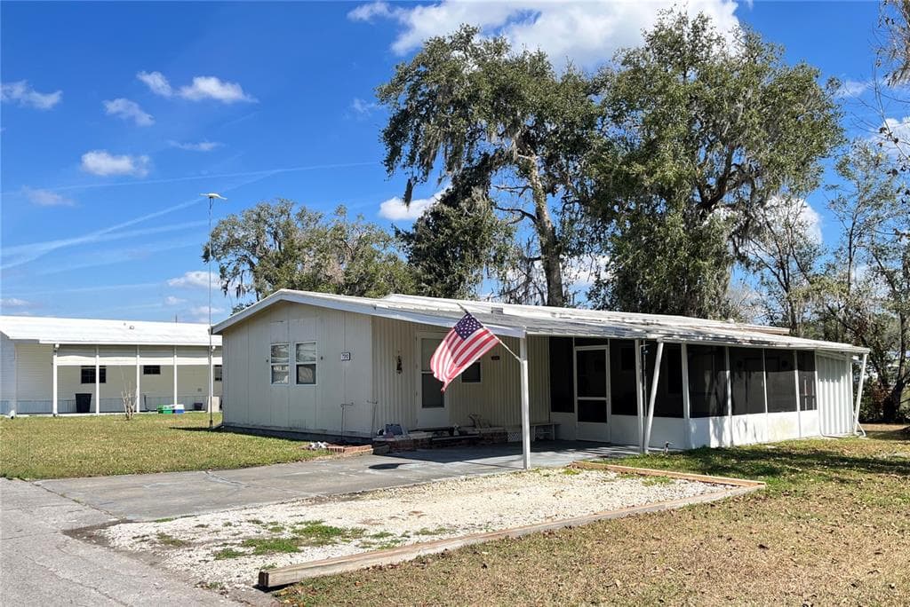 7310 WOODLAND DRIVE