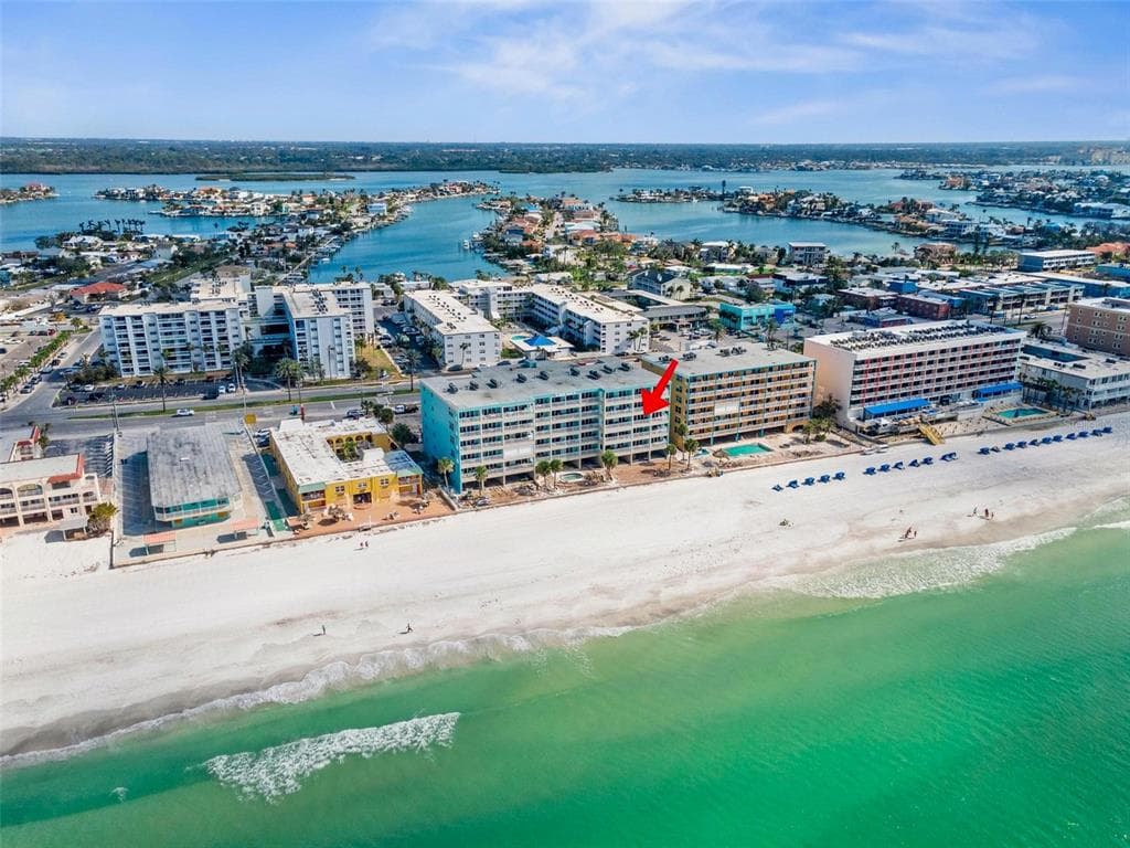 17200 GULF BOULEVARD UNIT 302 NORTH REDINGTON BEACH, FL 33708