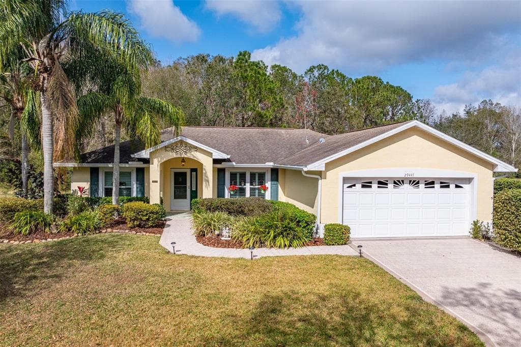 29447 SCHINNECOCK HILLS LANE SAN ANTONIO, FL 33576