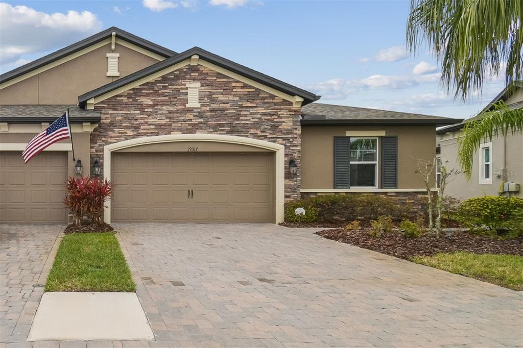 19317 HAWK VALLEY DRIVE
