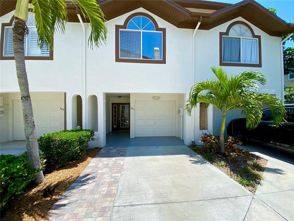 365 MADEIRA CIRCLE