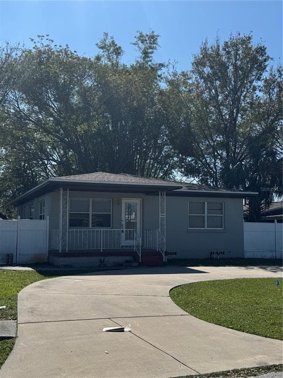 2912 W HEITER STREET TAMPA, FL 33607