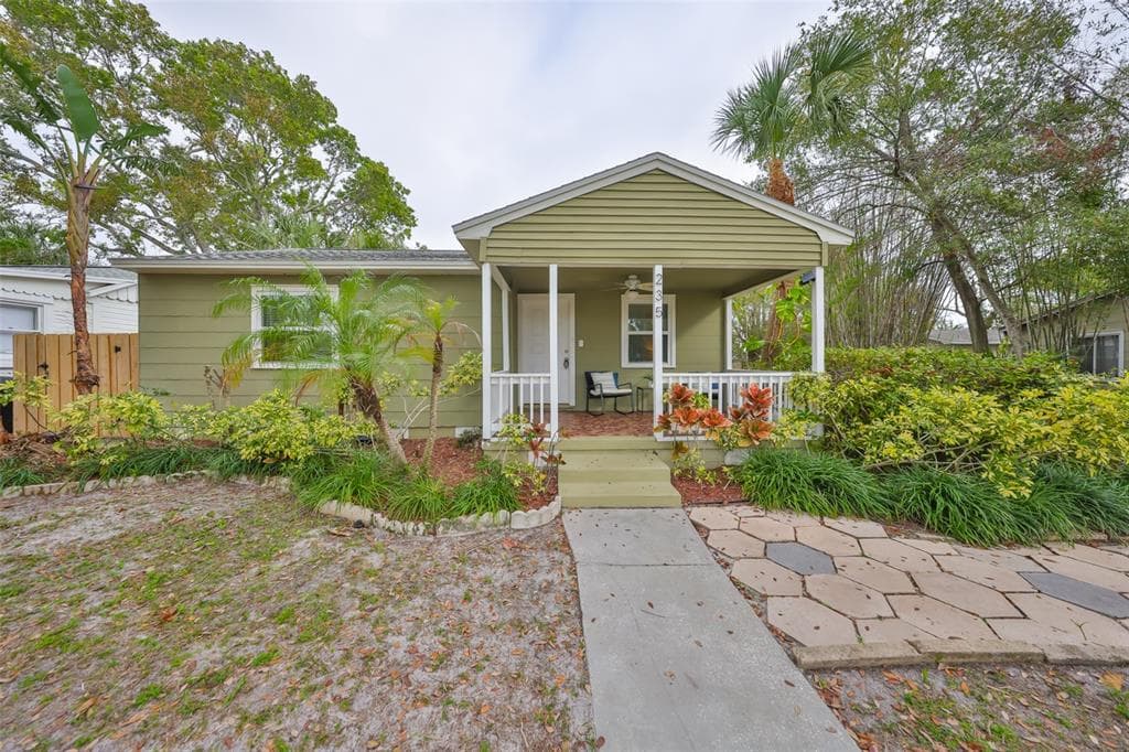 235 16TH AVENUE SE ST PETERSBURG, FL 33701