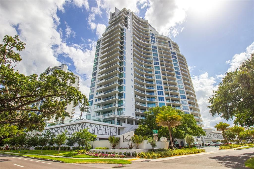 3401 BAYSHORE BOULEVARD UNIT 1401 TAMPA, FL 33629