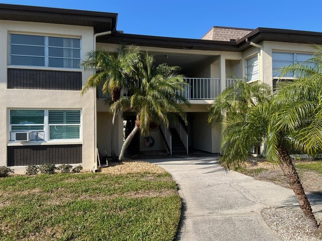 4715 JASPER DRIVE UNIT 208 NEW PORT RICHEY, FL 34652