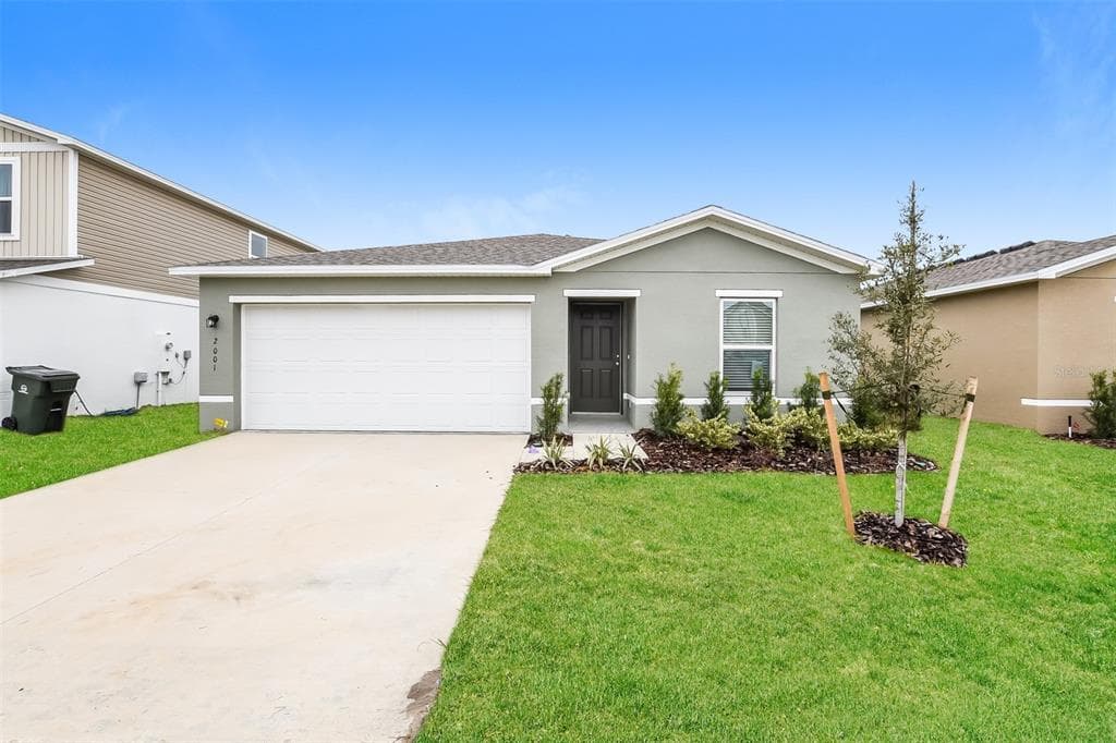 2001 IOWA DRIVE SUMTERVILLE, FL 33585