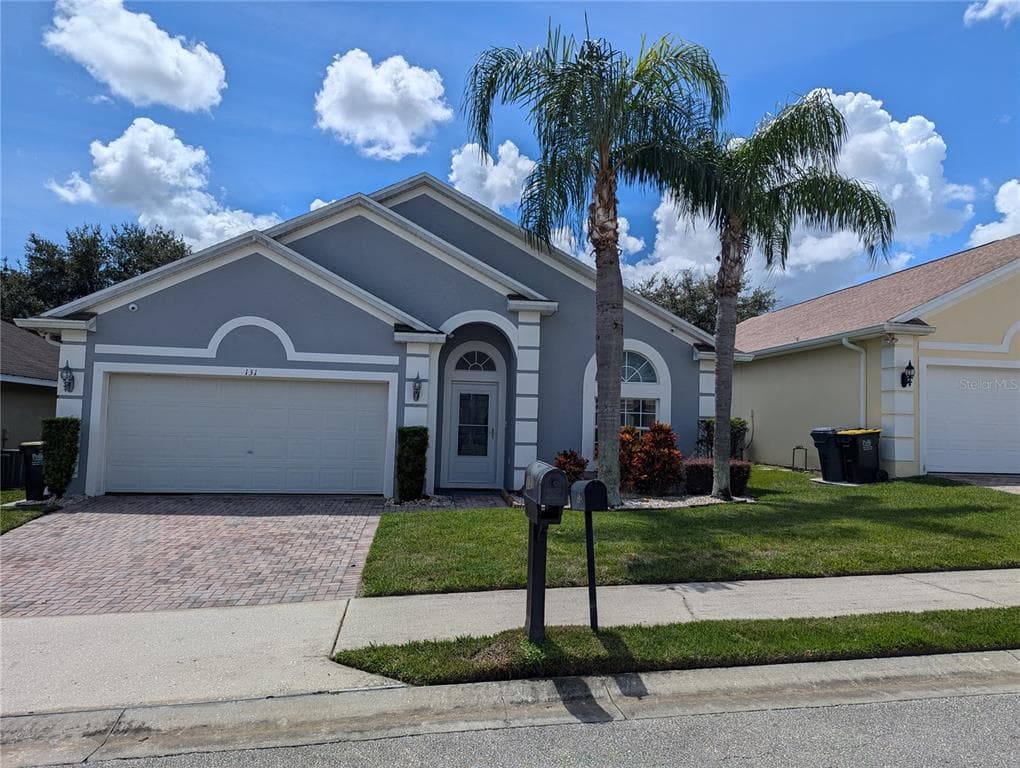 131 VINE DR DAVENPORT, FL 33837