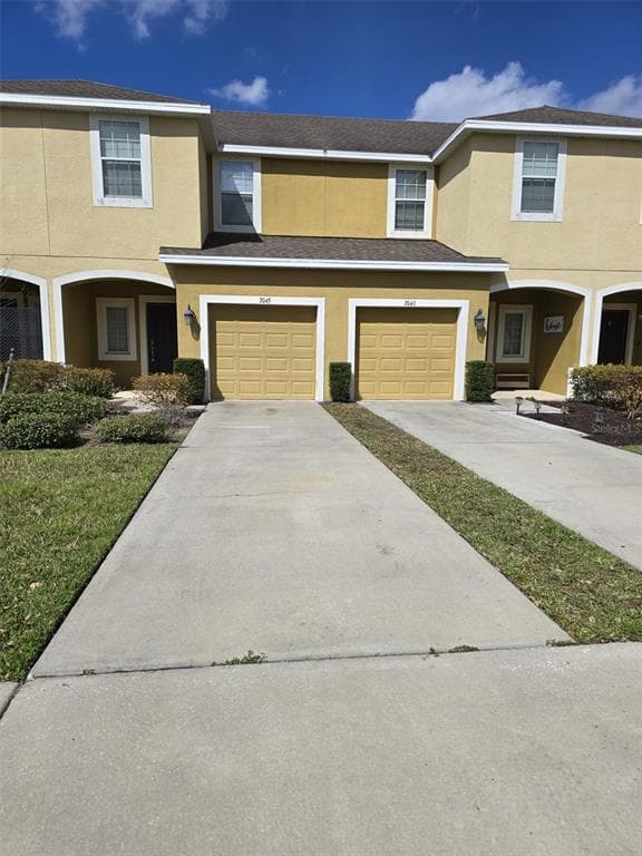 7045 TOWNE LAKE ROAD RIVERVIEW, FL 33578