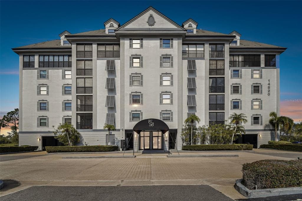 14820 RUE DE BAYONNE UNIT 205 CLEARWATER, FL 33762