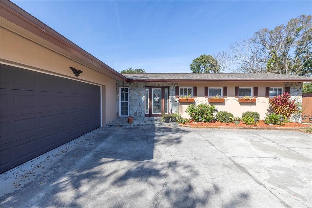 1816 NURSERY ROAD CLEARWATER, FL 33764