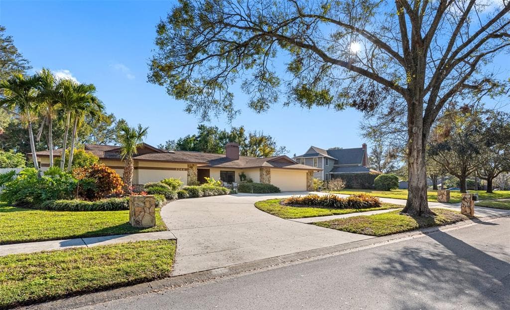 3244 HARVEST MOON DRIVE PALM HARBOR, FL 34683